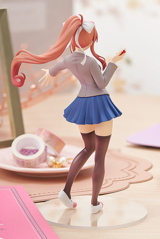 POP UP PARADE Monika