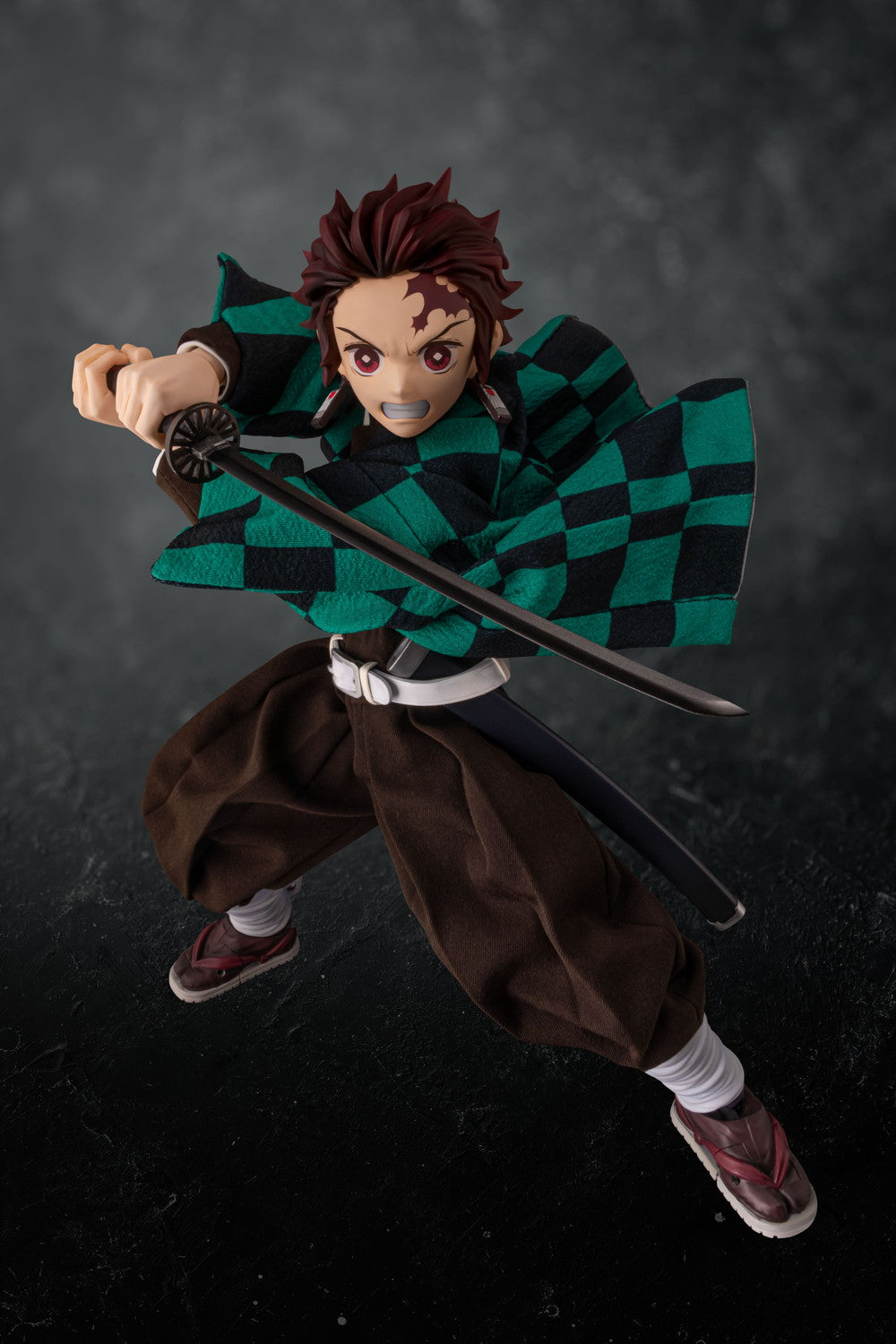 Demon Slayer: Kimetsu no Yaiba Tanjiro Kamado 1/6scale Actionfigure