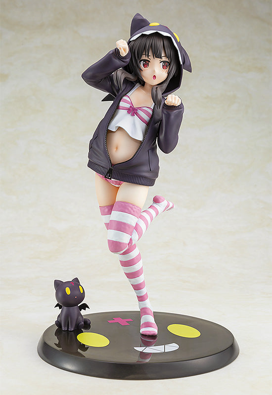 CAworks KONO SUBARASHII SEKAI NI SYUKUFUKU WO! Megumin Hoodie☆Look Chomusuke ver.