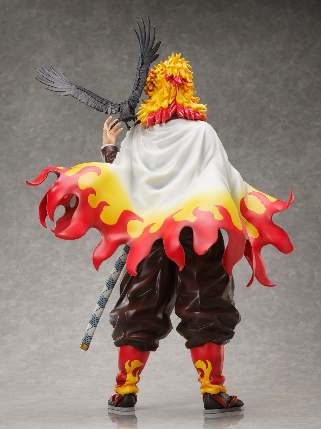 Demon Slayer: Kimetsu no Yaiba Kyojuro Rengoku 1/4 scale figure