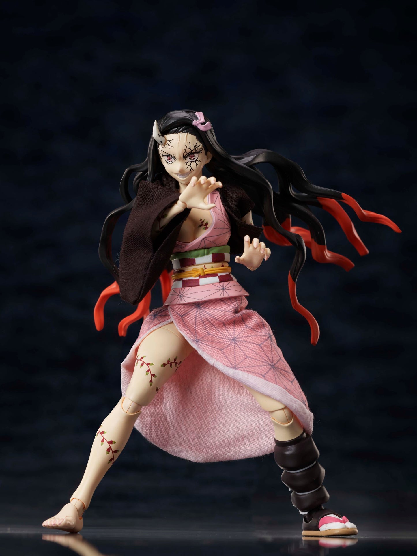 Demon Slayer: Kimetsu no Yaiba ［BUZZmod.］ Nezuko Kamado (Demon Advancing Ver.) 1/12 scale action figure