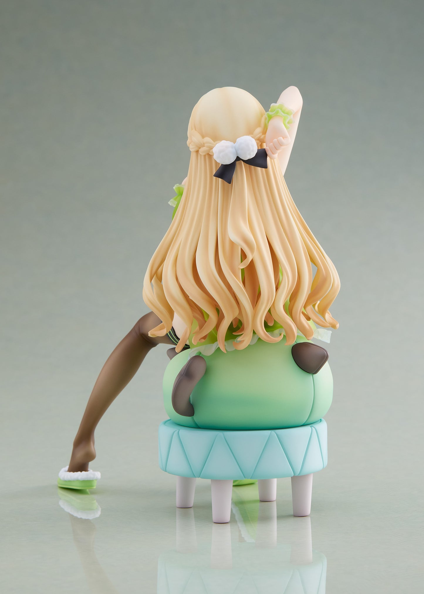 Hyperdimension Neptunia Vert Wake Up ver. 1:8 PVC Figure