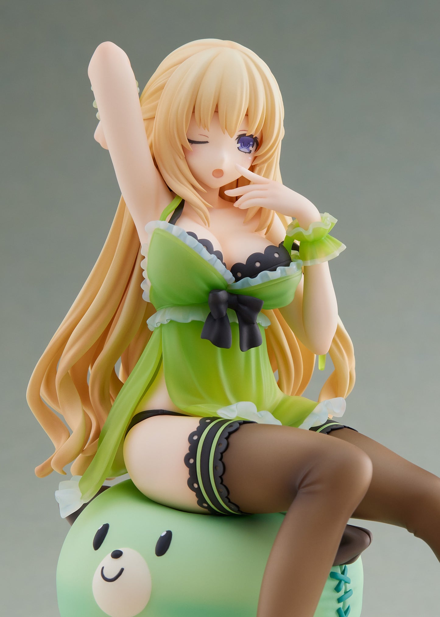 Hyperdimension Neptunia Vert Wake Up ver. 1:8 PVC Figure