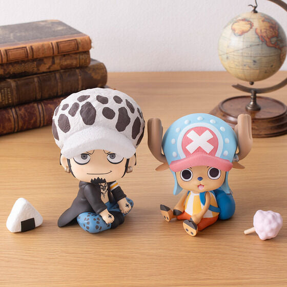 Lookup ONE PIECE TRAFALGAR.LAW & TONYTONY CHOPPER【with gift】