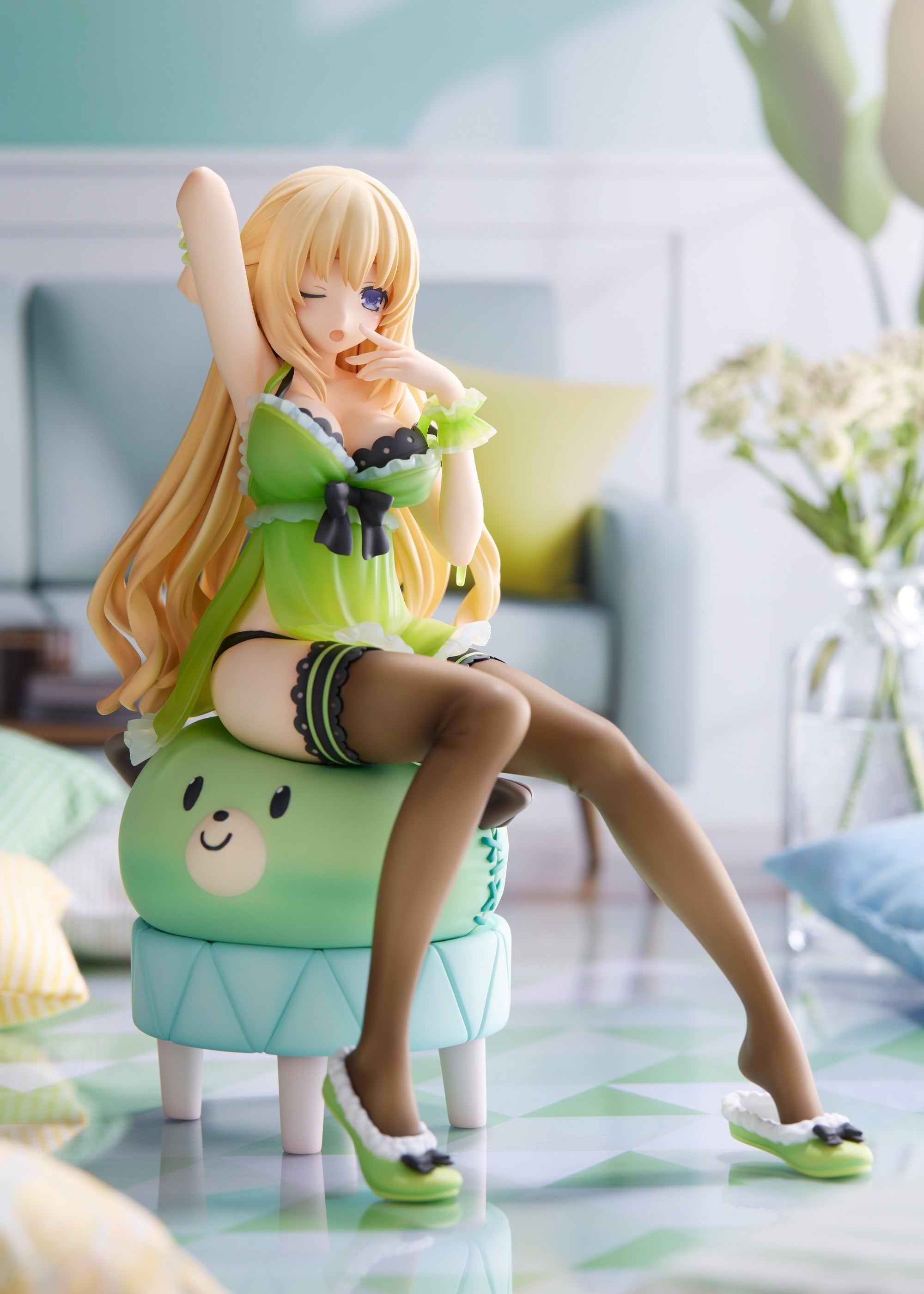 Hyperdimension Neptunia Vert Wake Up ver. 1:8 PVC Figure with Bonus Acrylic Key Chain