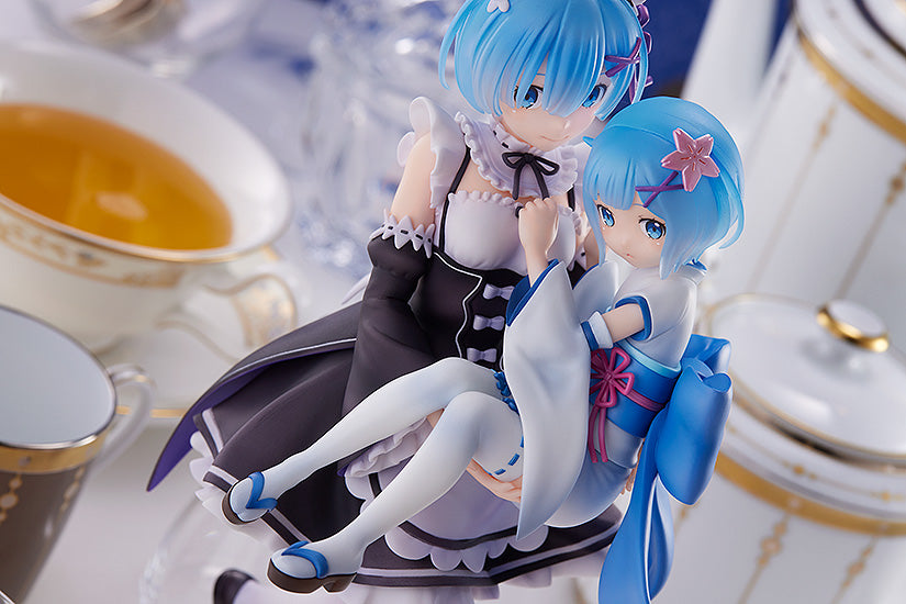 Re:ZERO -Starting Life in Another World- Figure Rem & Childhood Rem