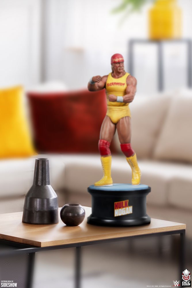 1:4 Scale WWE Hulk Hogan- Hulkamania