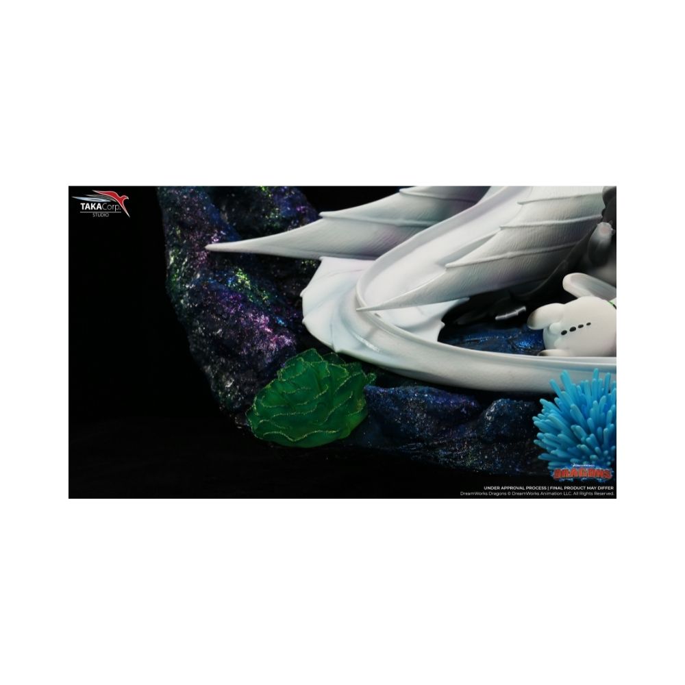 How to Train Your Dragon Light Fury & Night Lights 1/6 Scale Statue