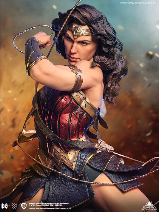 Comic Wonder Woman 1/4 Statue