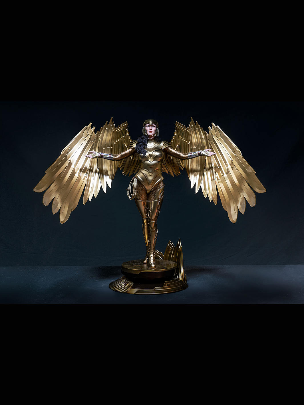 Wonder Woman 84 1/4 Statue (Premium Edition)