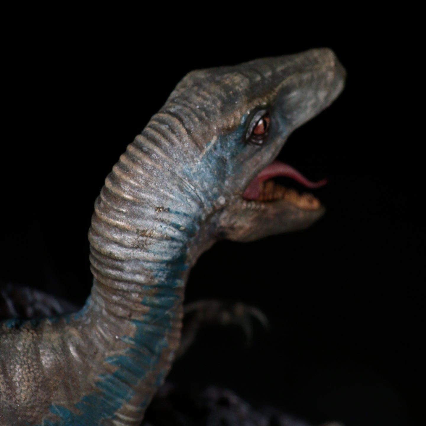 Blue Jurassic World Limited Edition Bust