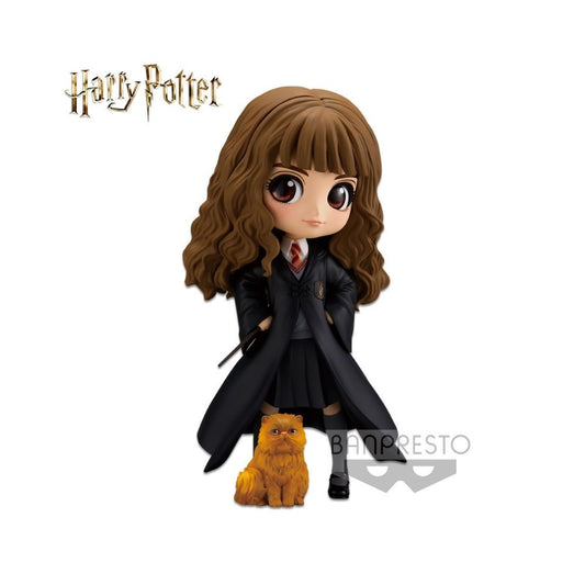 'Harry Potter Q posket-Hermione Granger with Crookshanks-