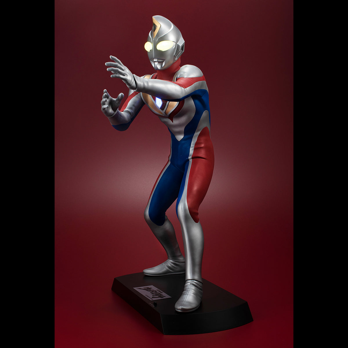 Ultimate Article Ultraman Dyna (Flash type)