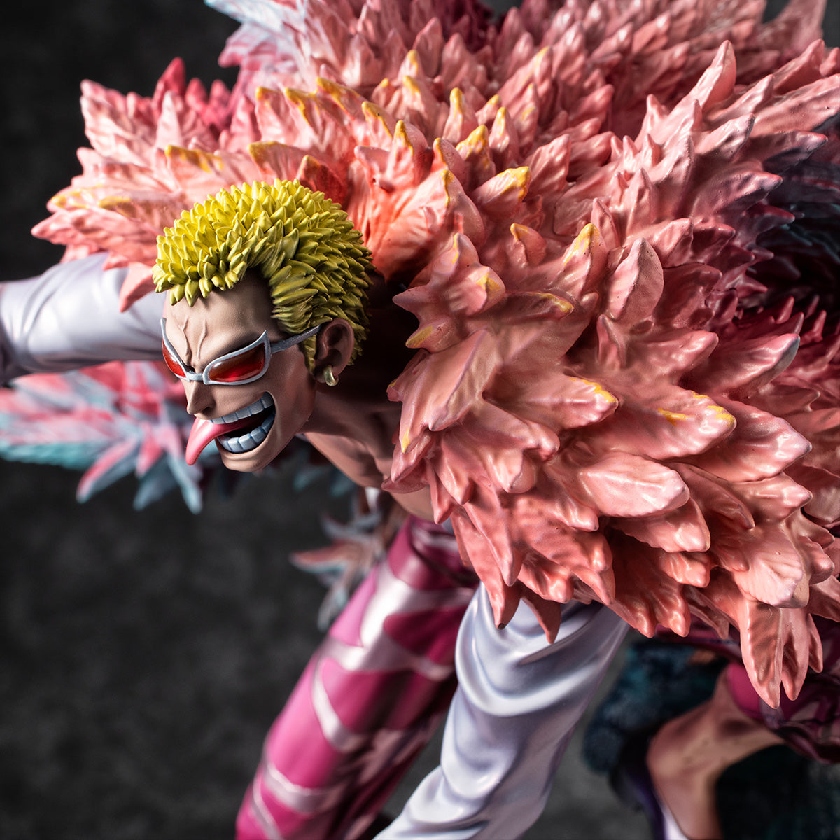 Portrait.Of.Pirates ONE PIECE “SA-MAXIMUM” “Heavenly Demon” Donquixote Doflamingo