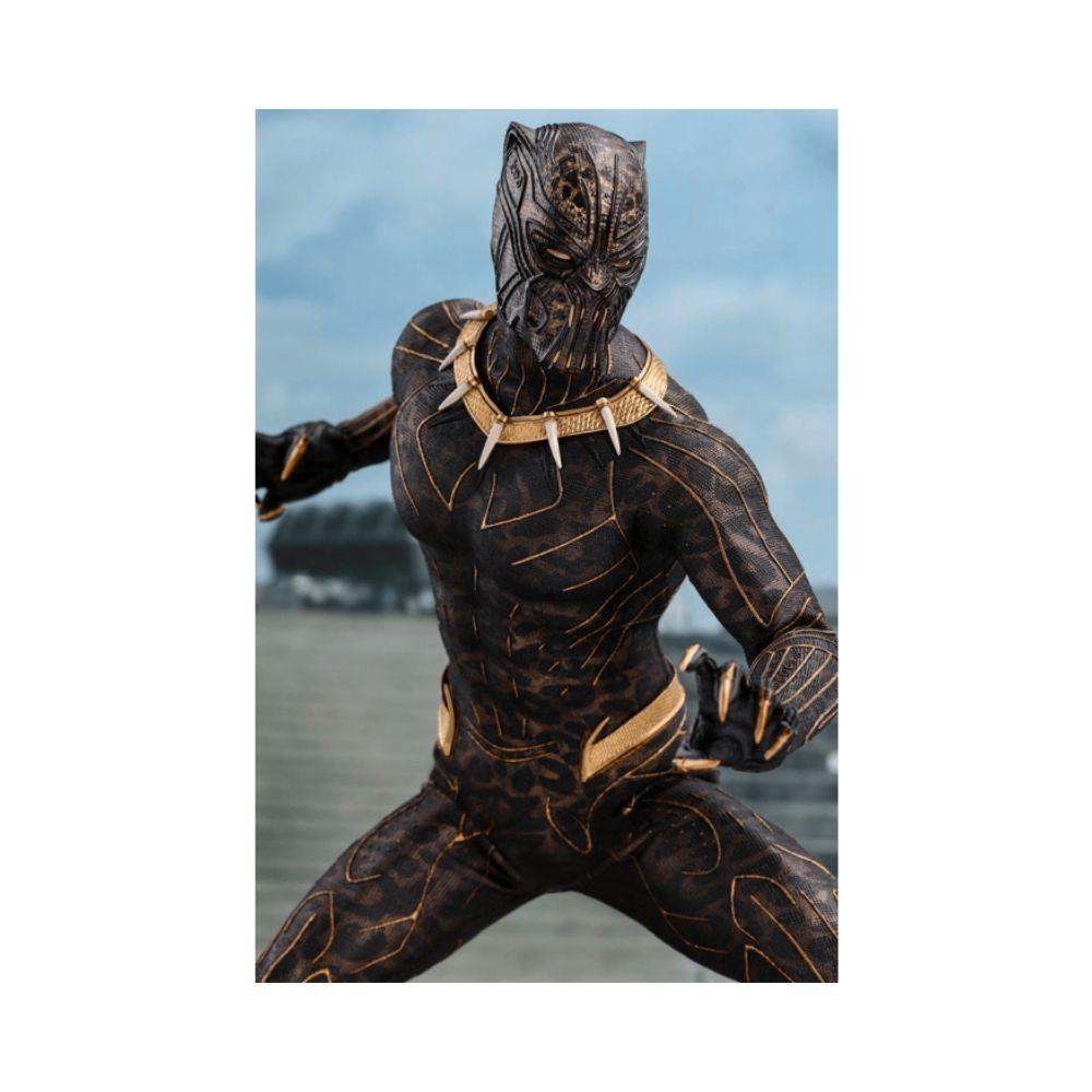 Hot Toys : Erik Killmonger Black Panther 1/6 Scale