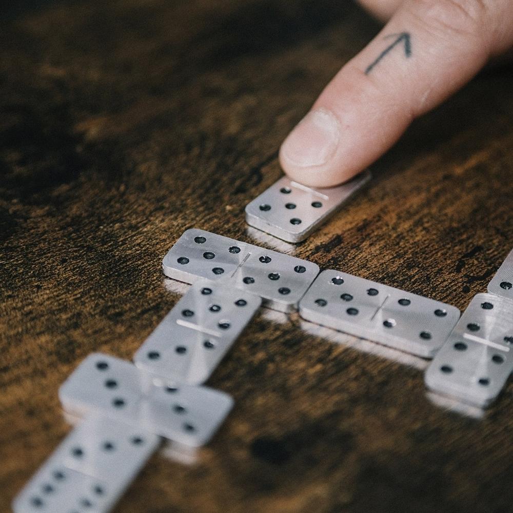 Luckies Of London Novelty Play On ( Mini Domino Set )